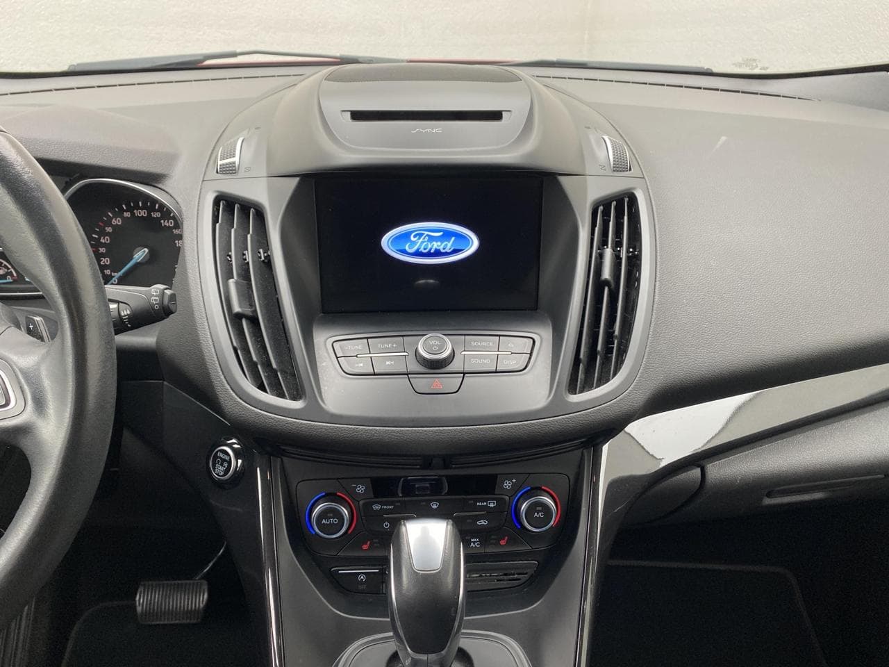 2018 Ford KUGA - 12