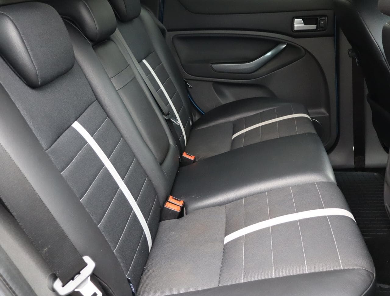 2009 Ford KUGA - 18