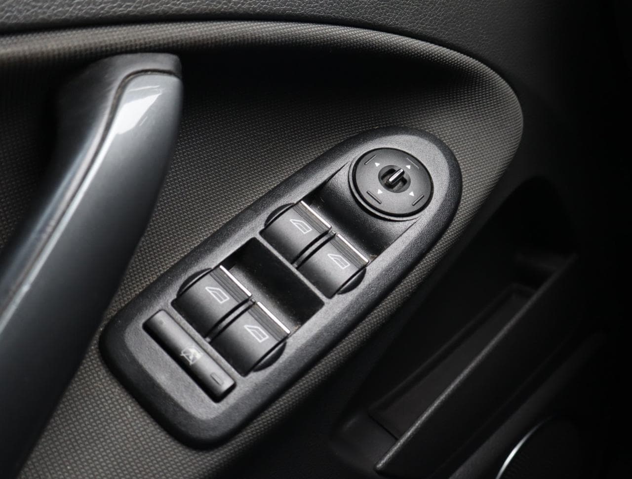 2009 Ford KUGA - 29
