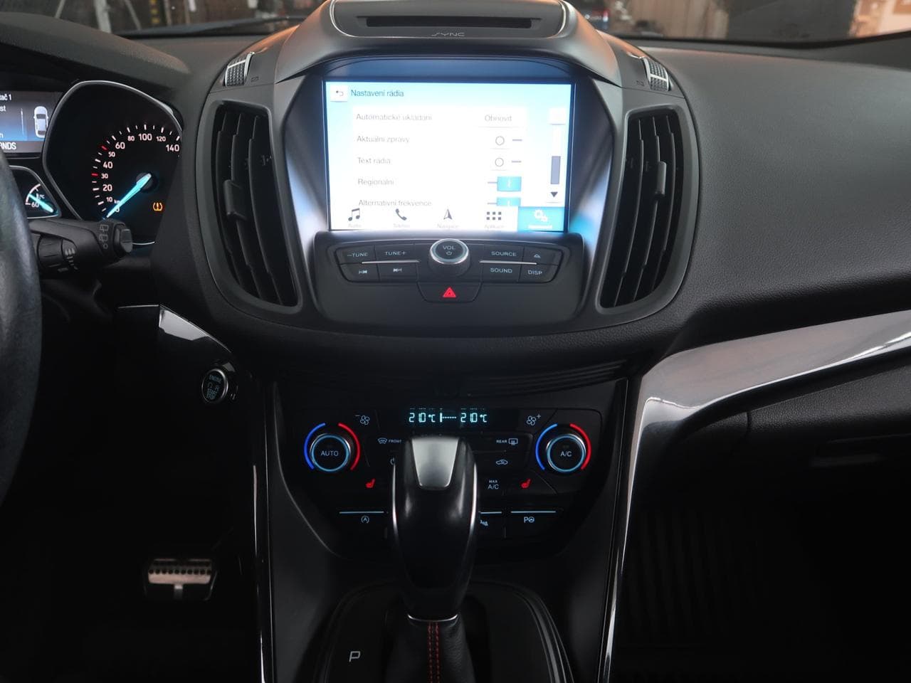 2018 Ford KUGA - 33