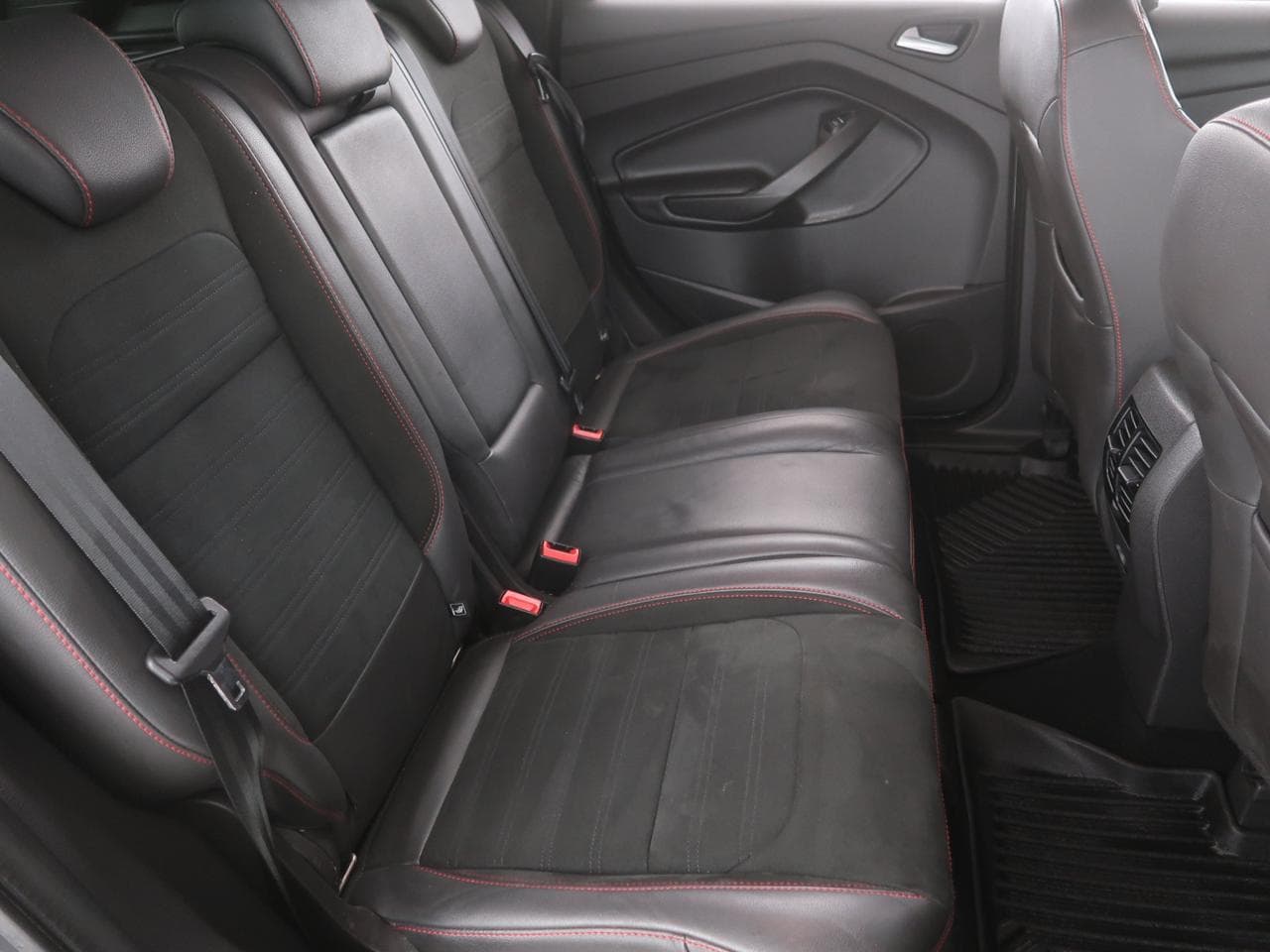 2018 Ford KUGA - 23