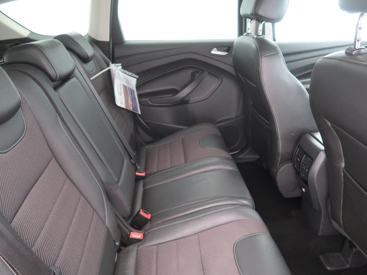2013 Ford KUGA - 23