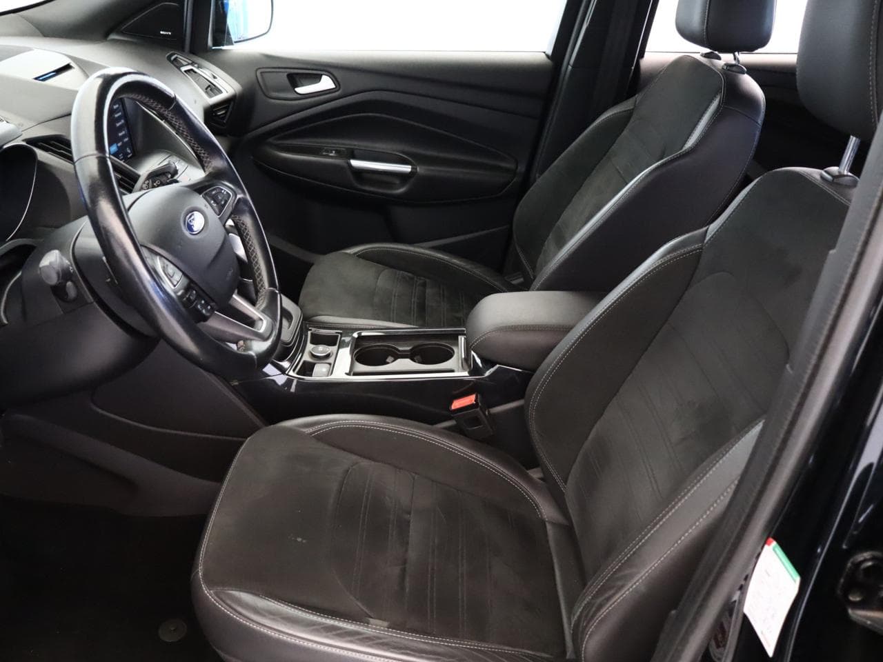 2017 Ford KUGA - 18