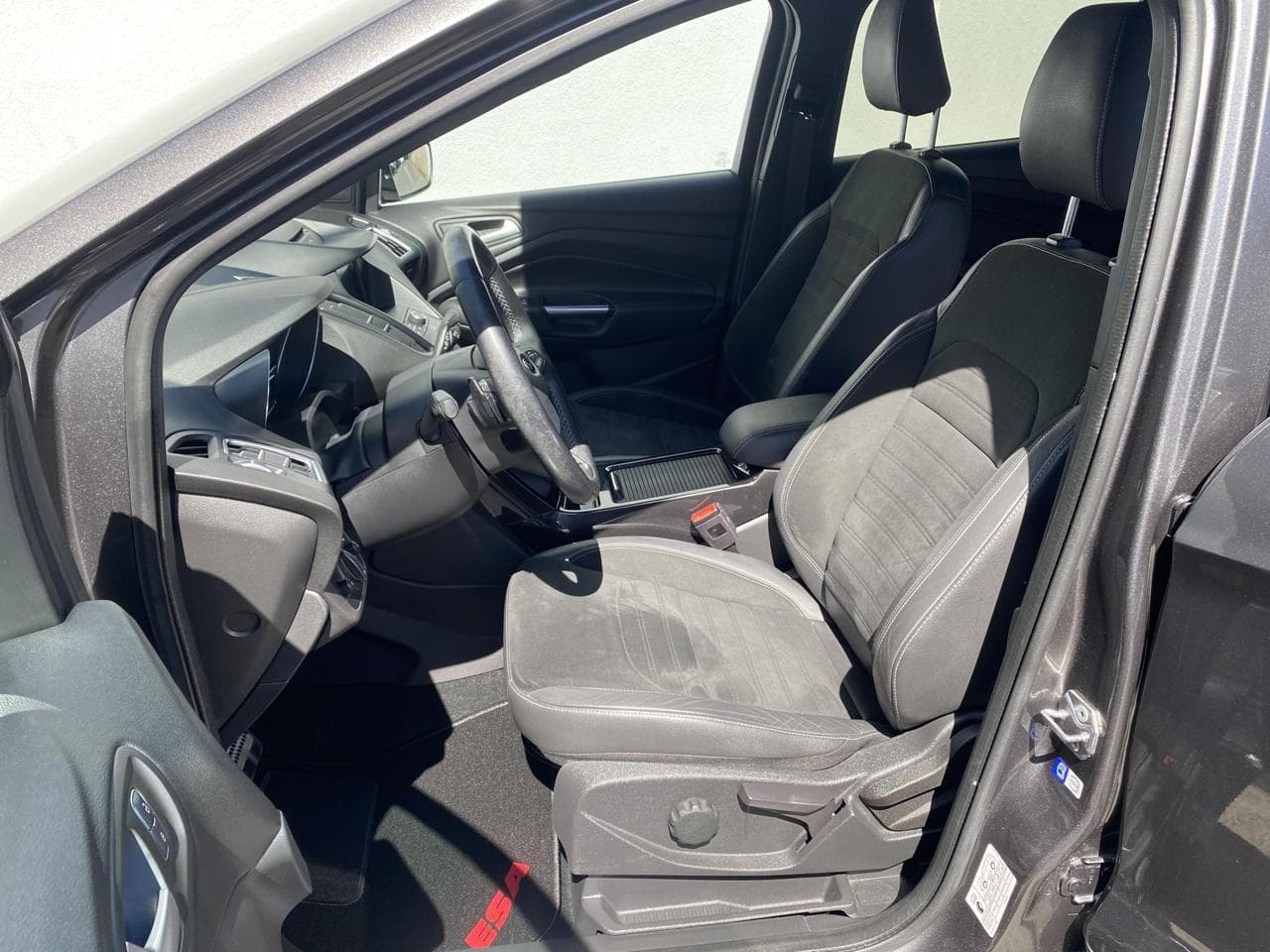 2017 Ford KUGA - 9