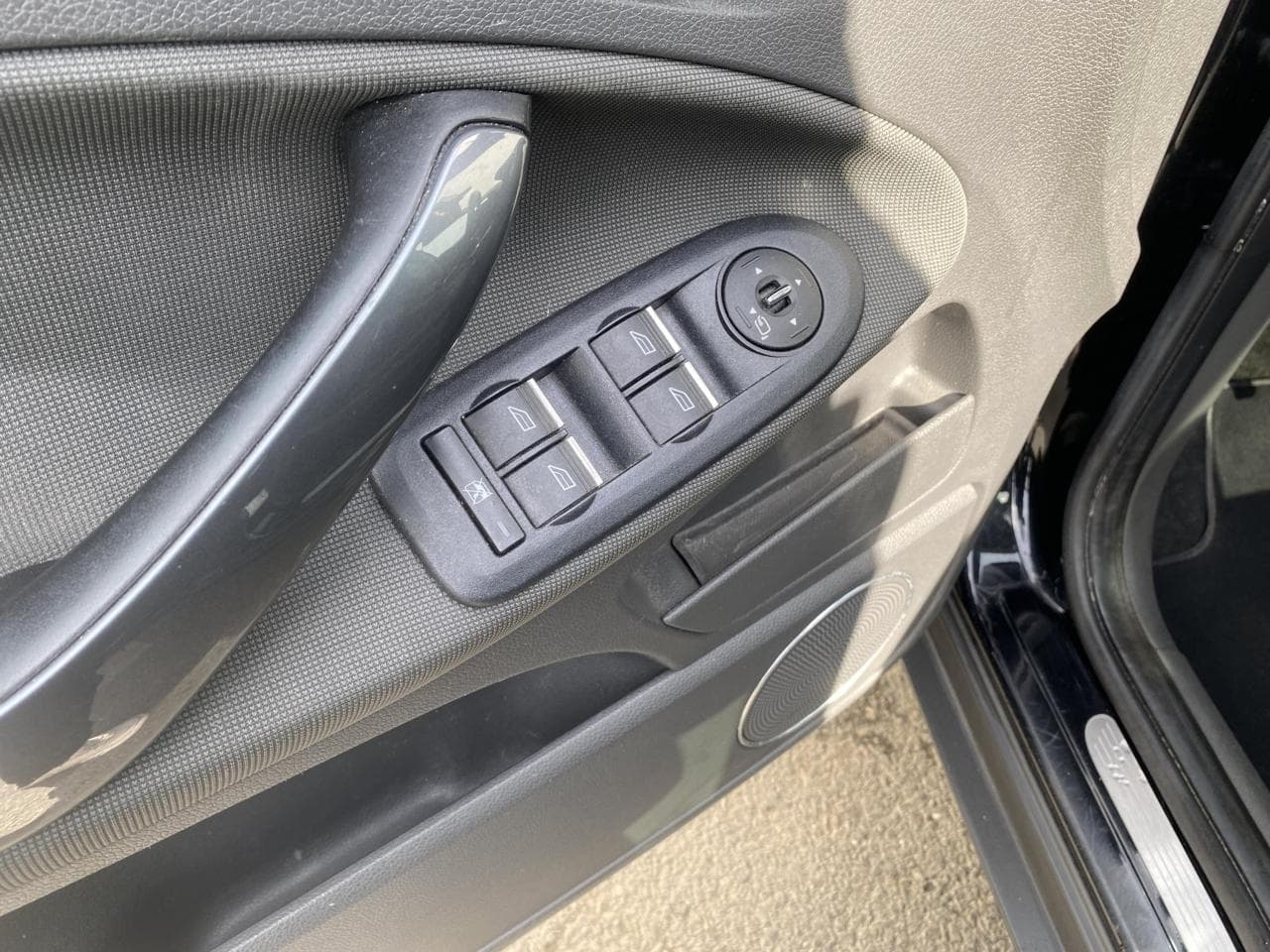 2009 Ford KUGA - 19