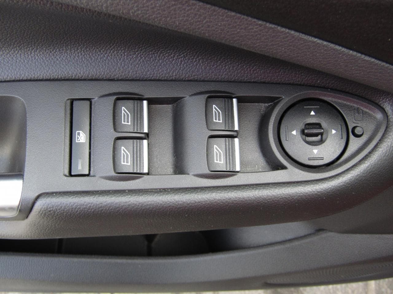 2015 Ford KUGA - 11