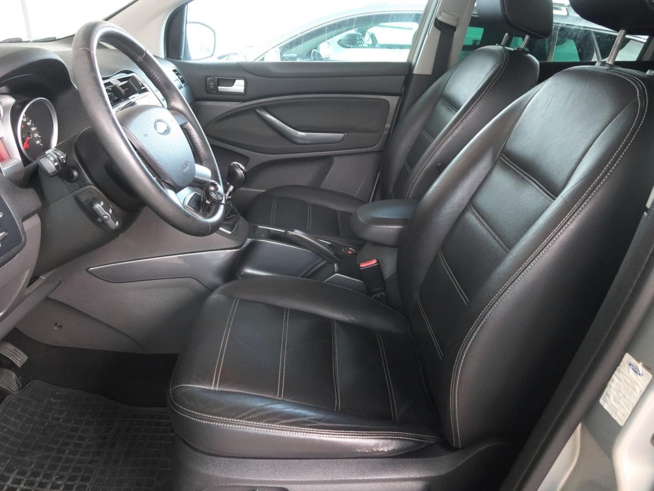 2009 Ford KUGA - 16