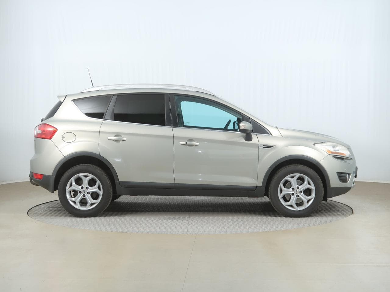 2009 Ford KUGA - 8