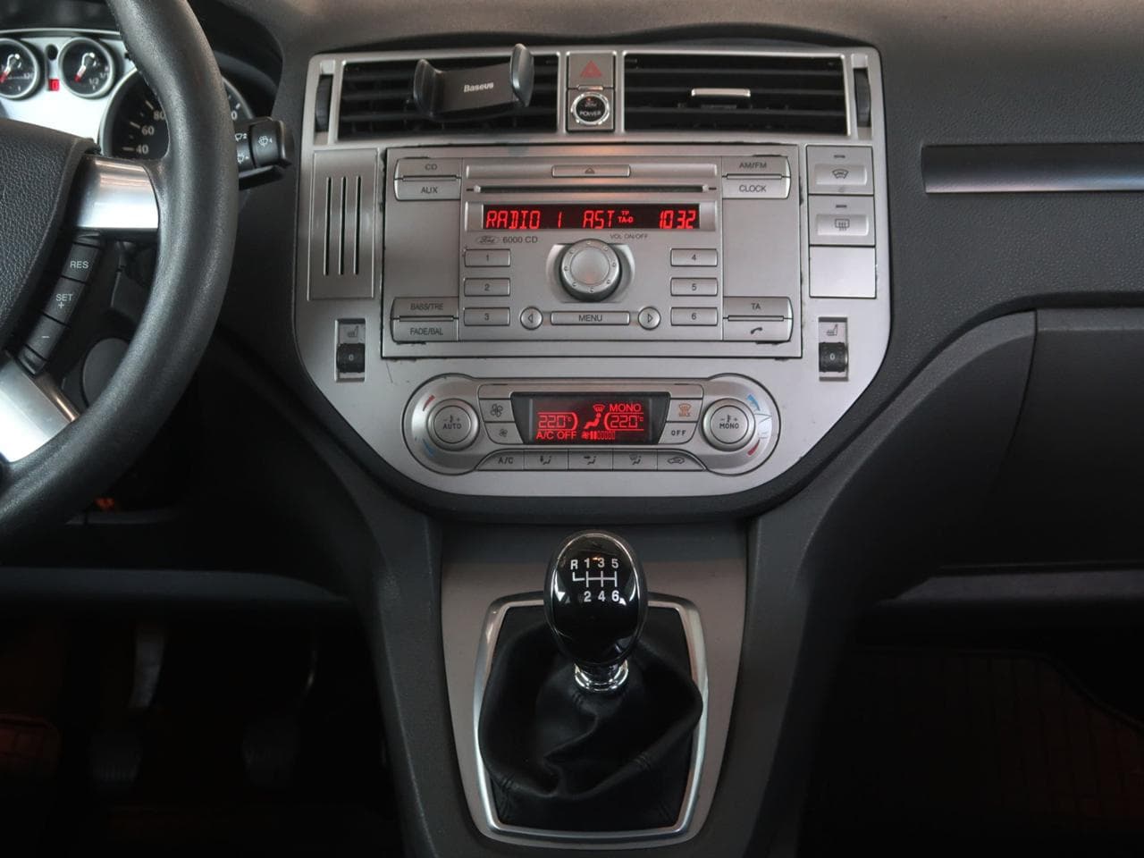 2009 Ford KUGA - 18