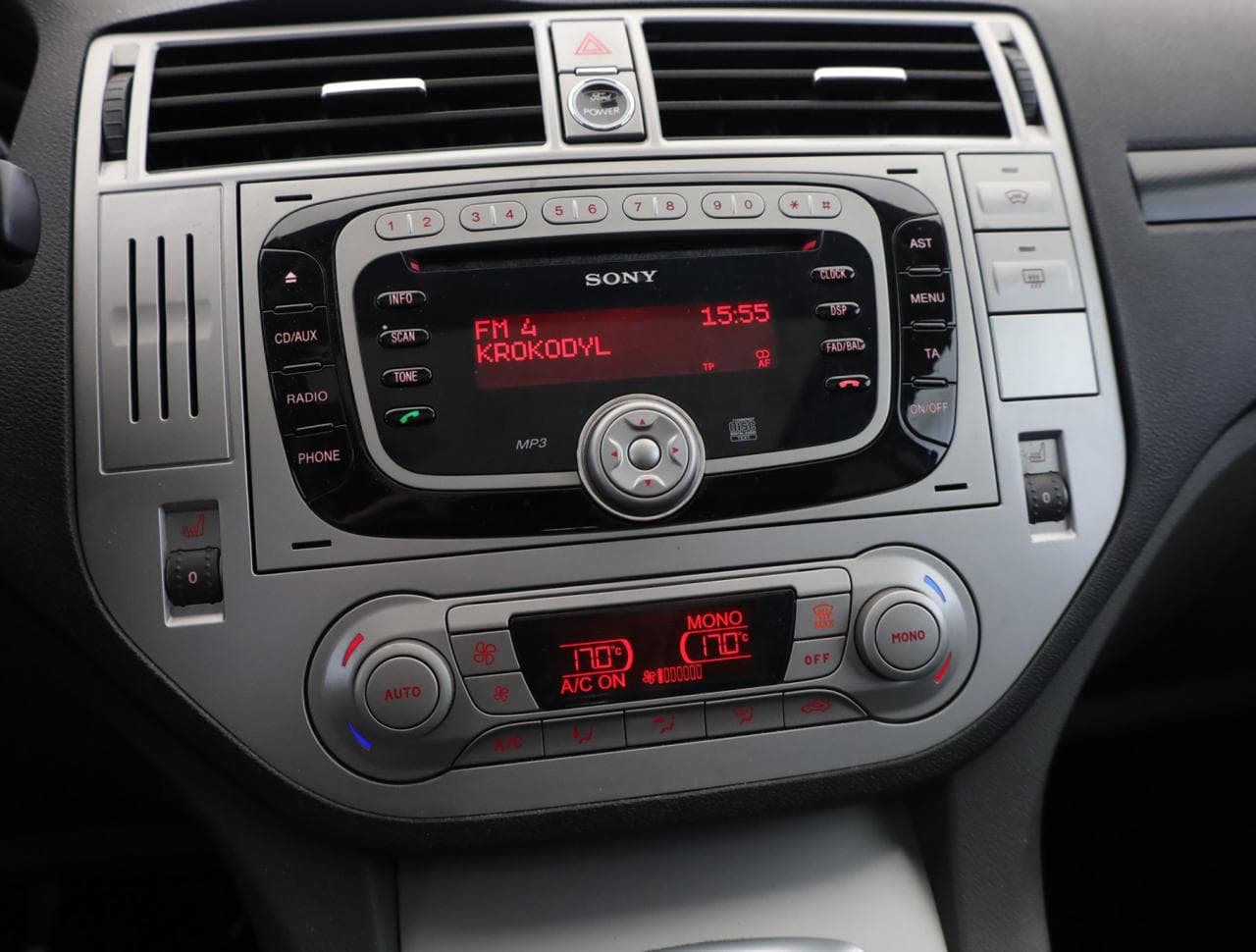 2009 Ford KUGA - 25