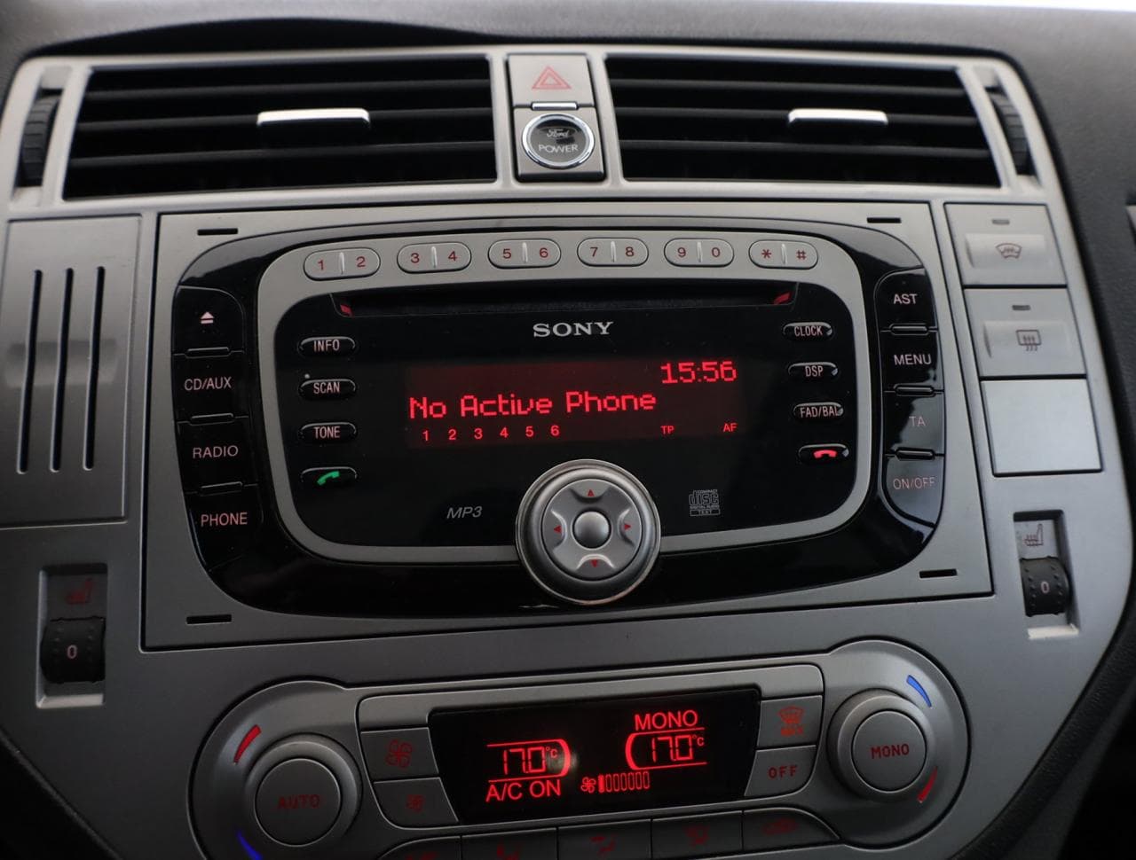 2009 Ford KUGA - 33