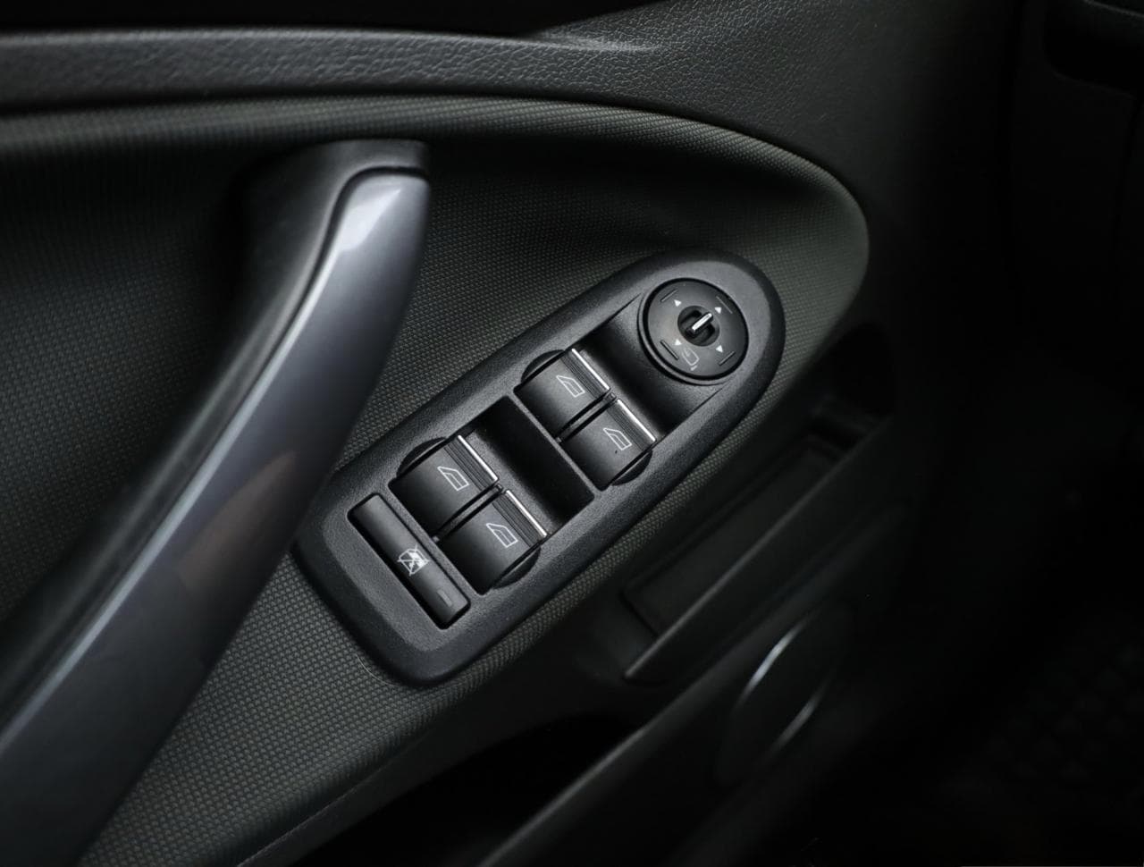 2011 Ford KUGA - 47