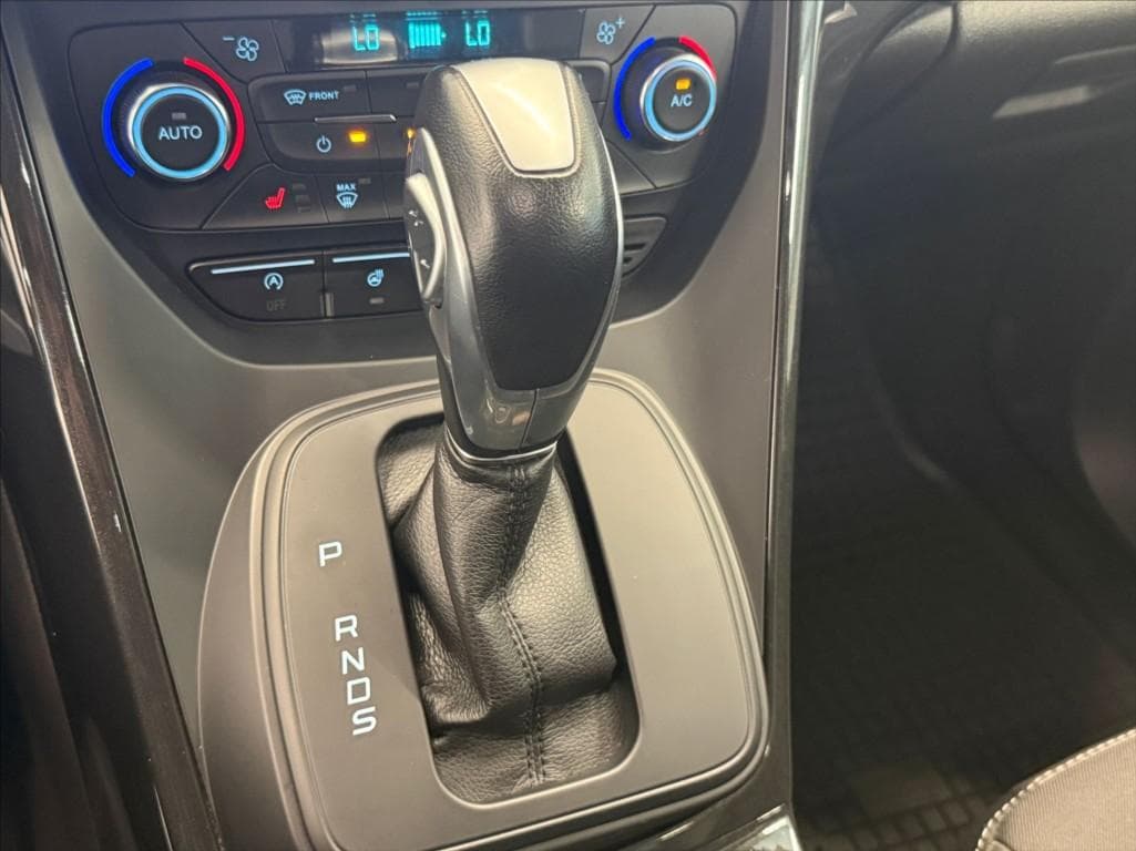 2019 Ford KUGA - 19
