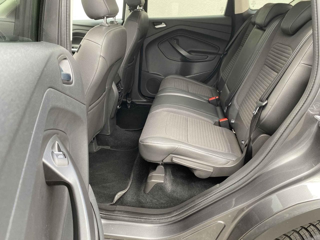 2017 Ford KUGA - 10