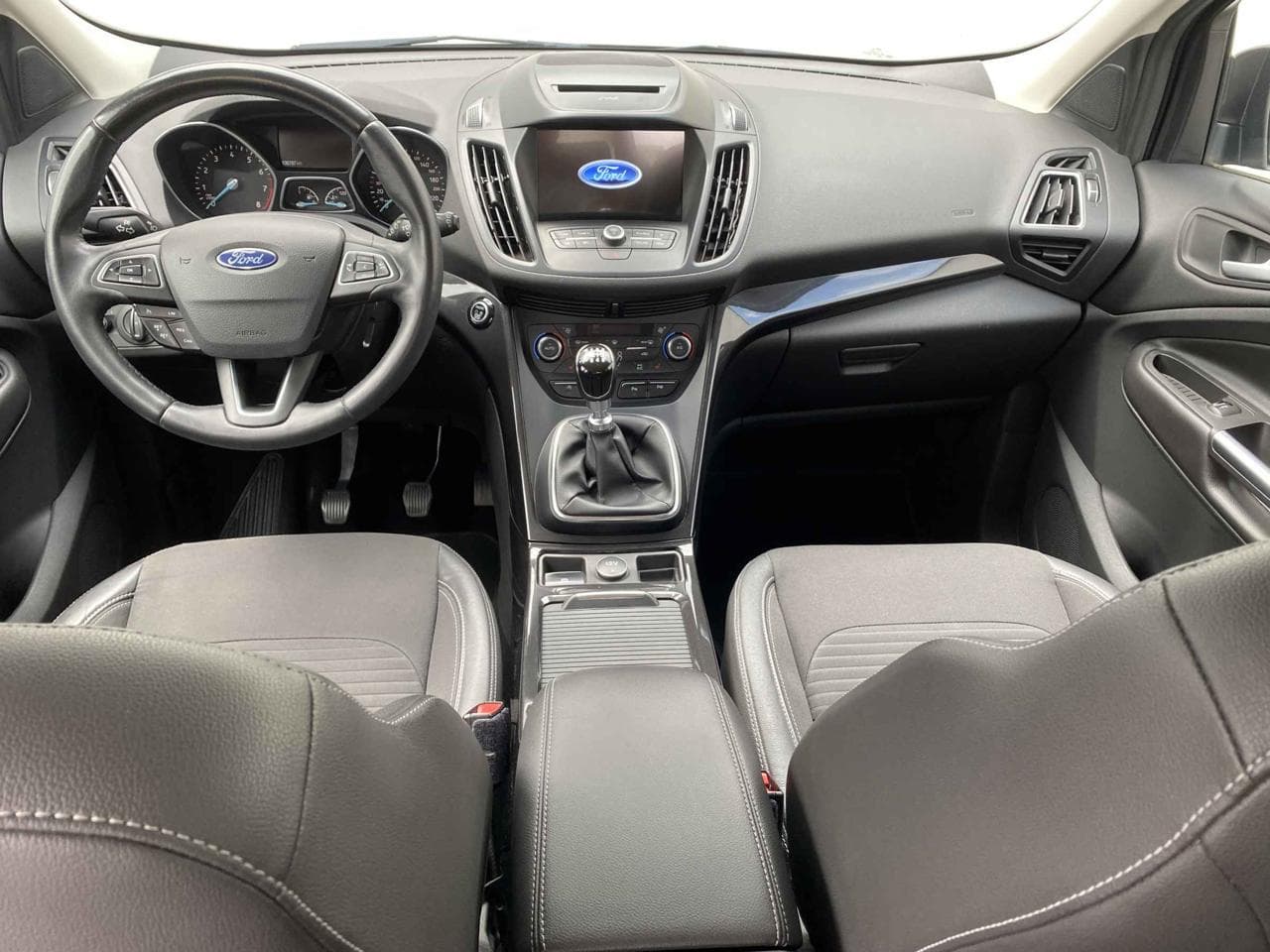 2017 Ford KUGA - 8