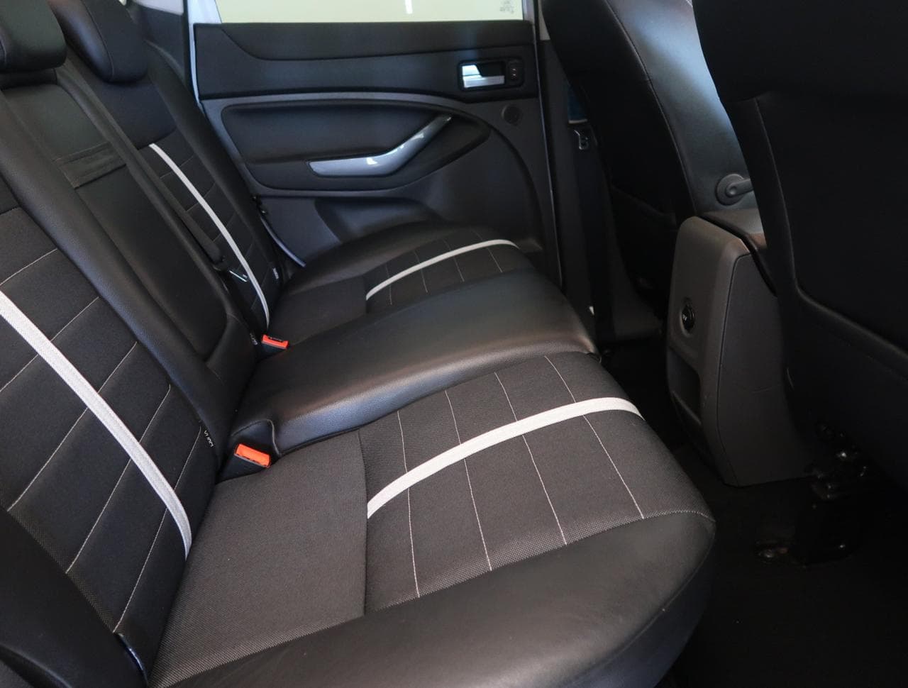 2009 Ford KUGA - 15