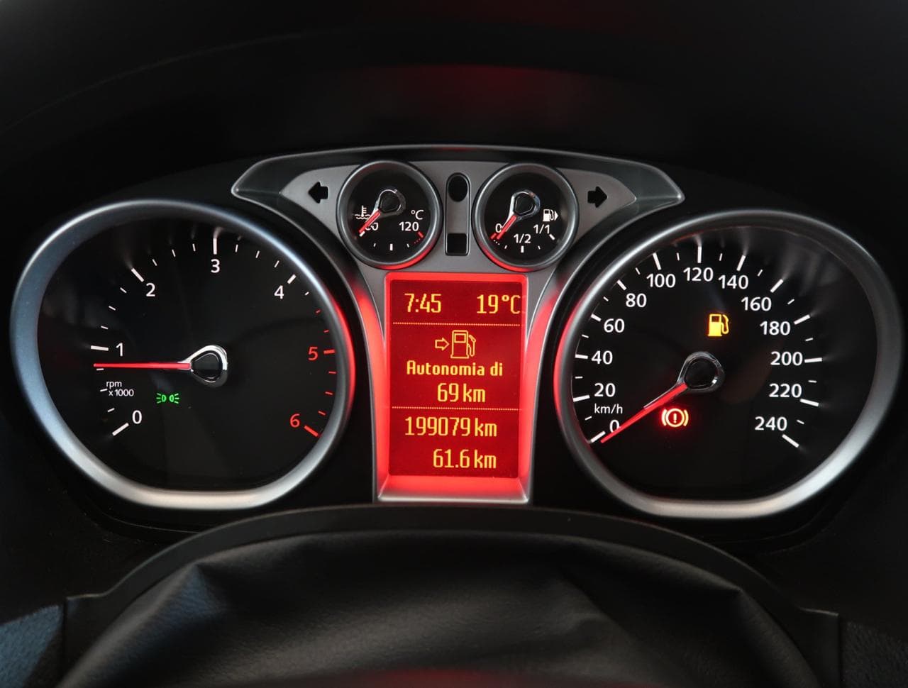 2009 Ford KUGA - 23