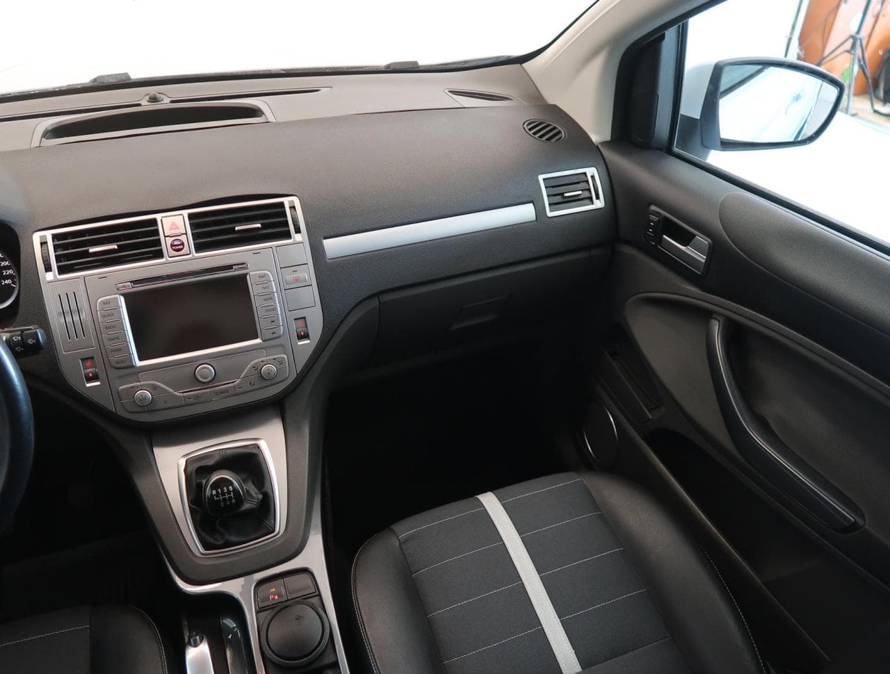 2009 Ford KUGA - 11