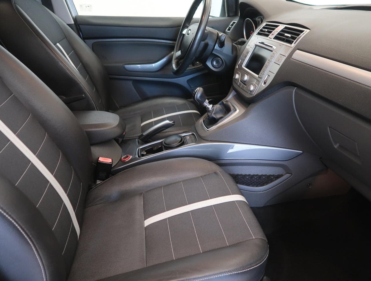 2009 Ford KUGA - 13