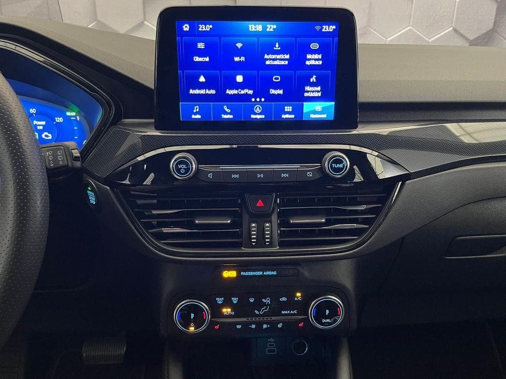 2023 Ford KUGA - 19