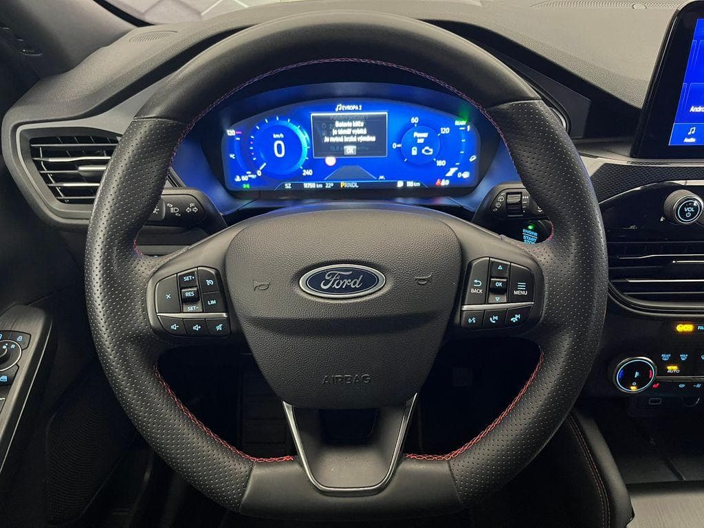2023 Ford KUGA - 9
