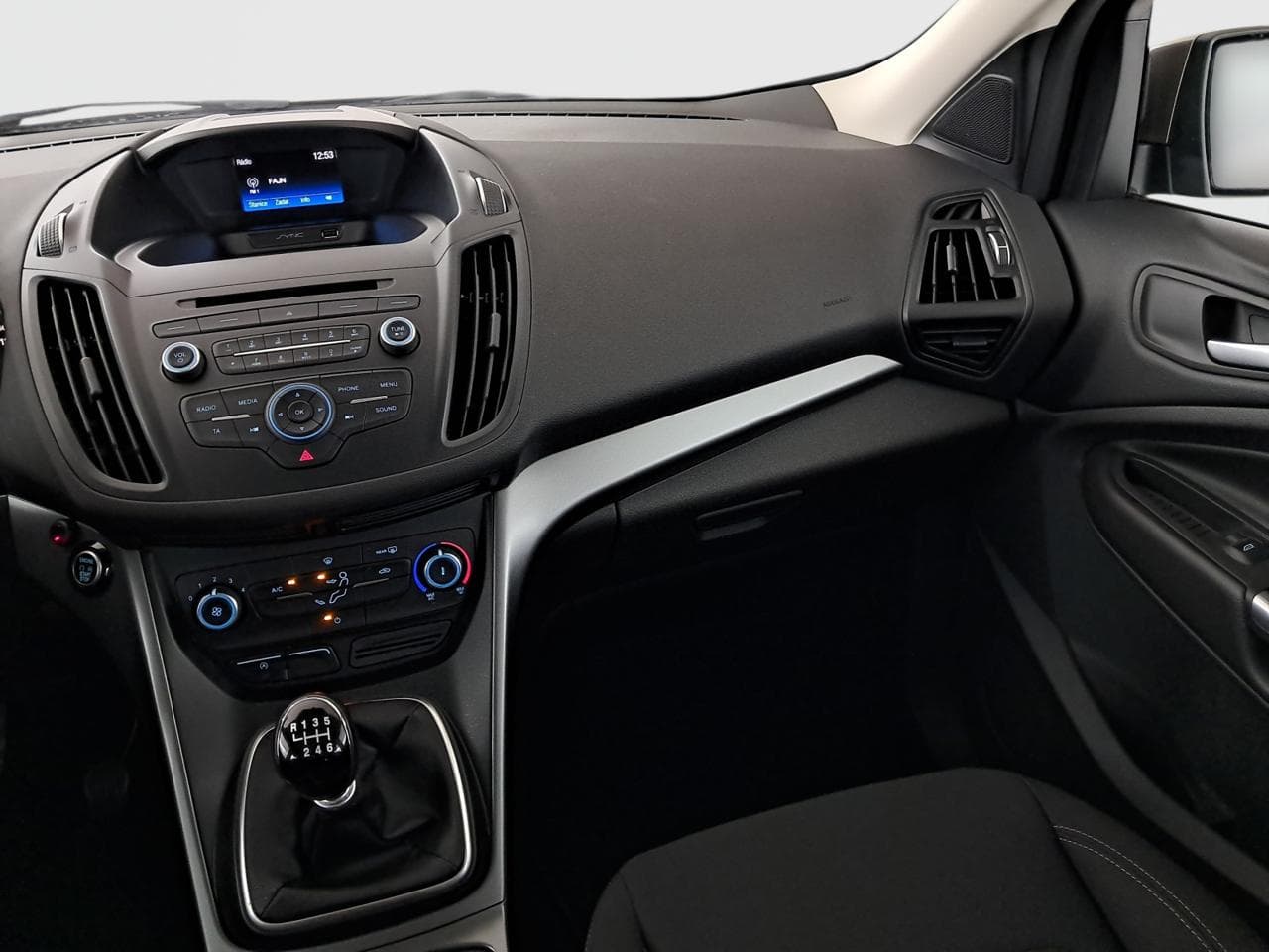 2019 Ford KUGA - 19