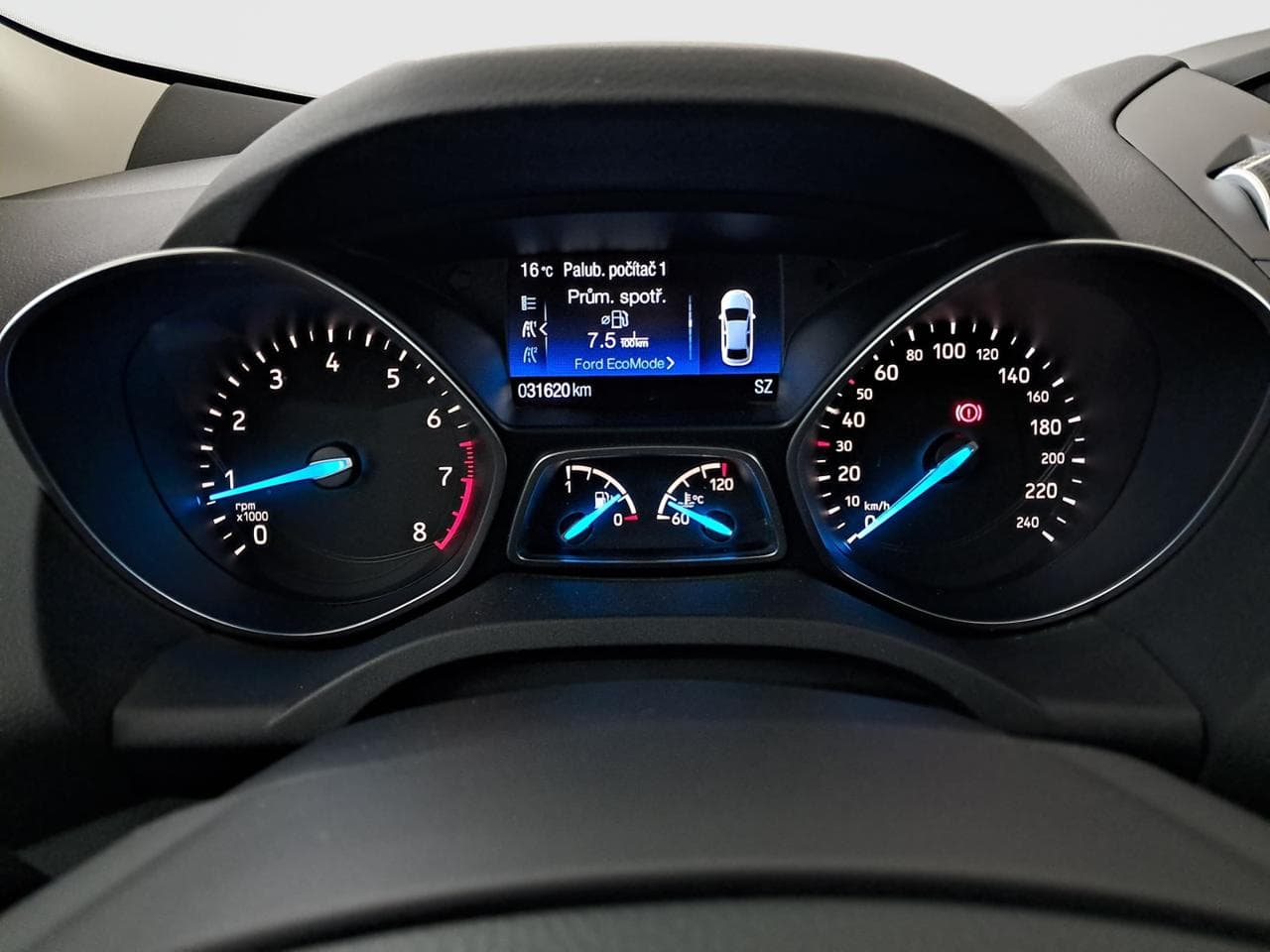 2019 Ford KUGA - 33