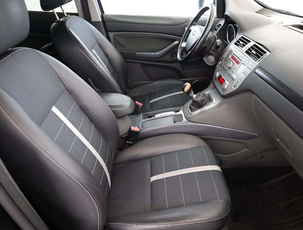 2009 Ford KUGA - 10