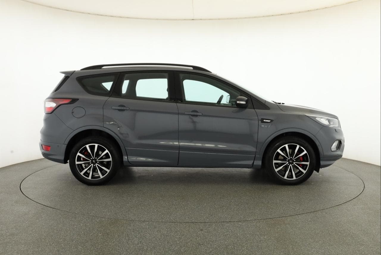 2019 Ford KUGA - 14