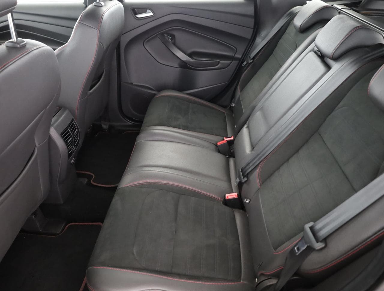 2019 Ford KUGA - 20