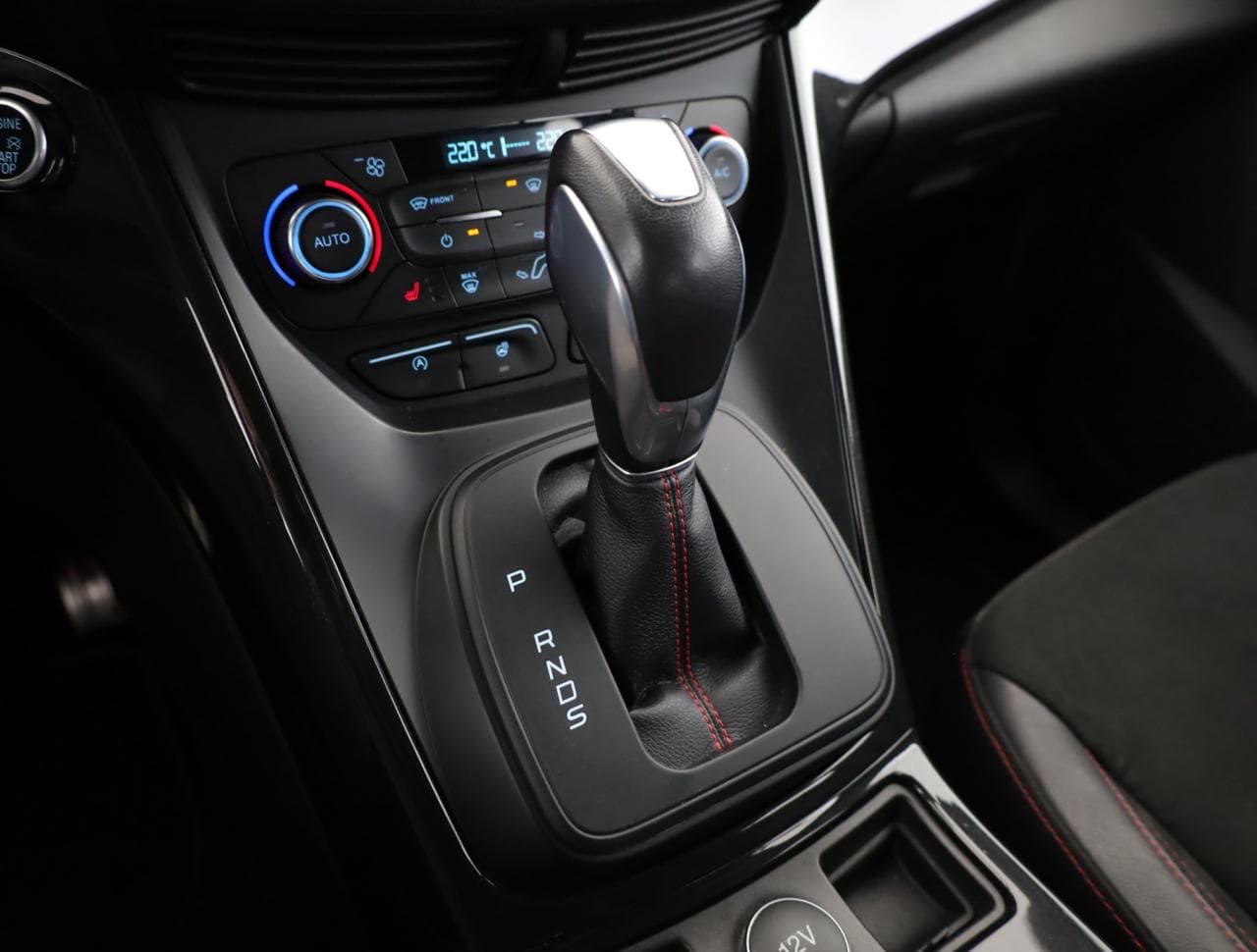 2019 Ford KUGA - 30