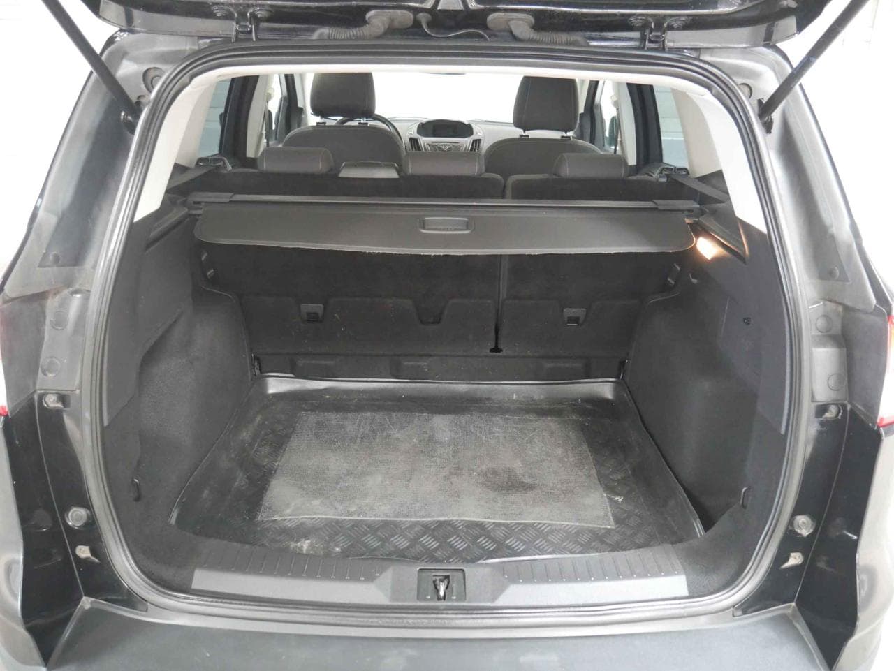 2013 Ford KUGA - 12