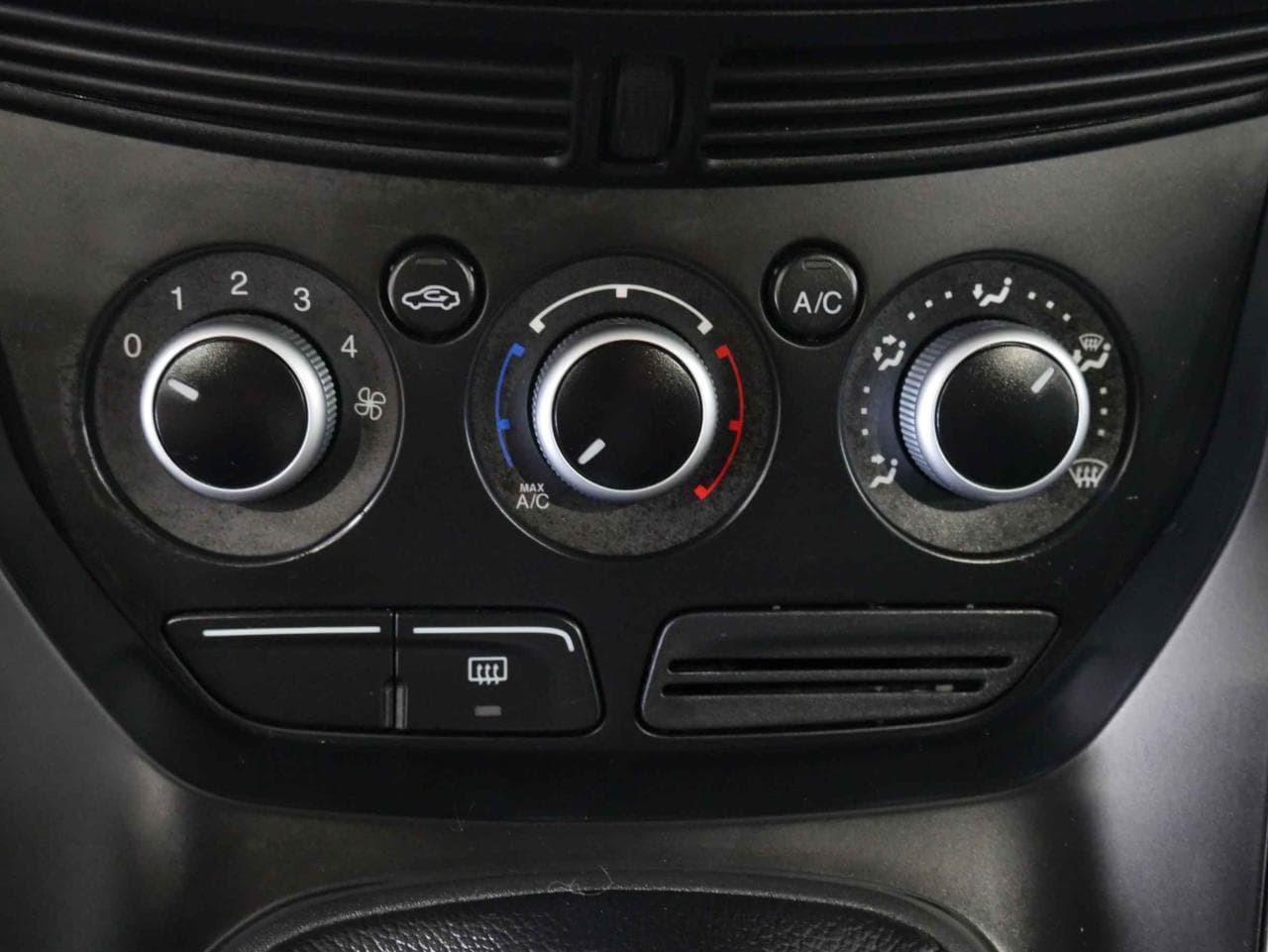2013 Ford KUGA - 31
