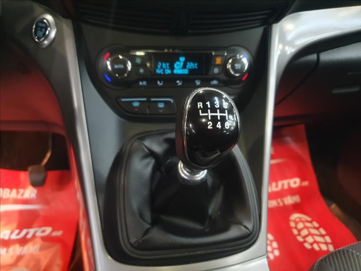 2016 Ford KUGA - 11