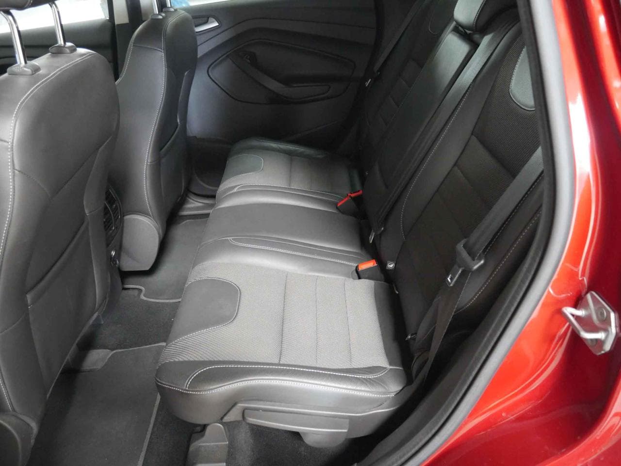 2016 Ford KUGA - 14