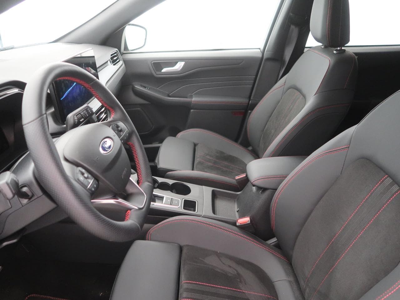 2025 Ford KUGA - 16