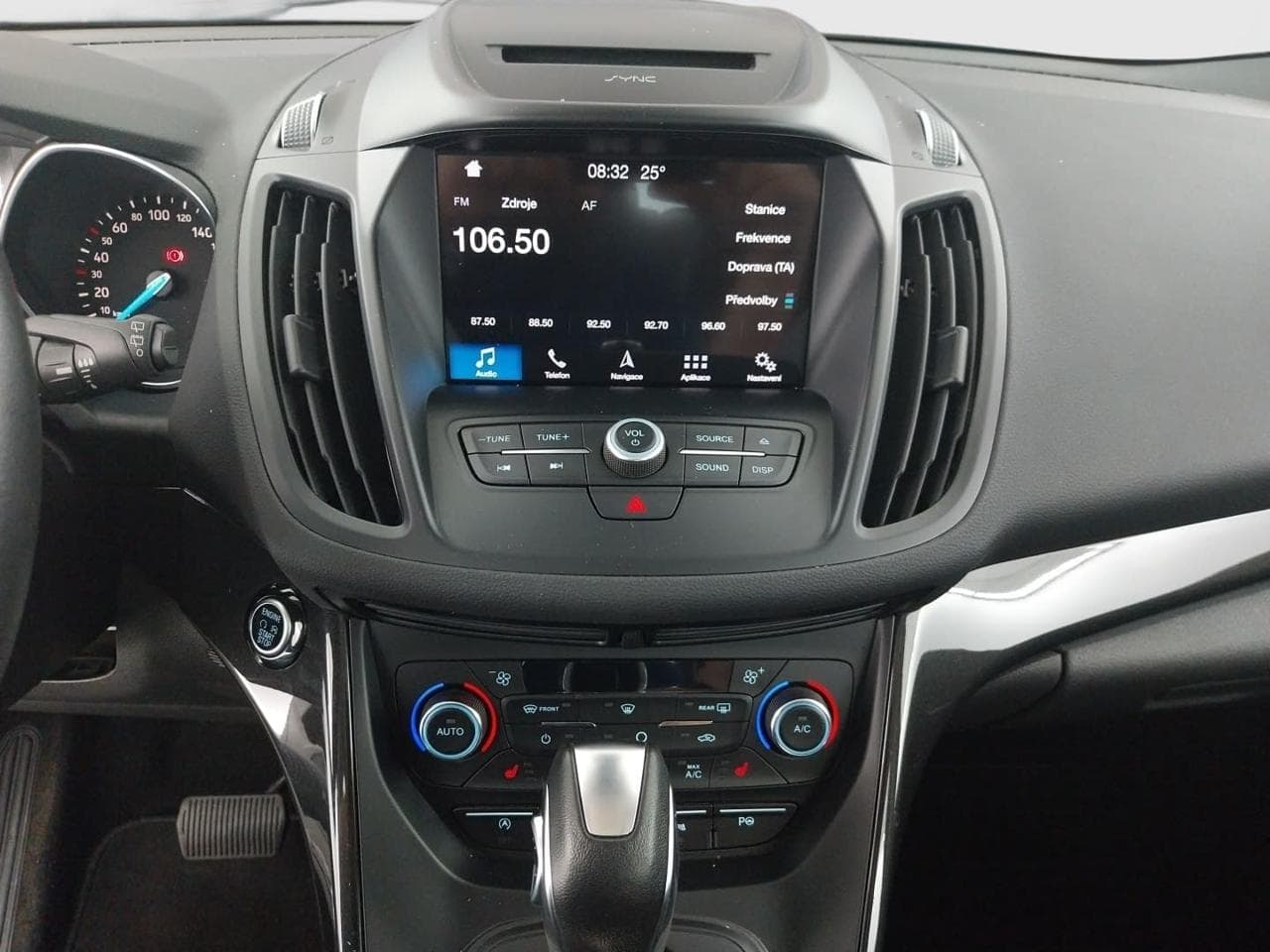 2019 Ford KUGA - 18