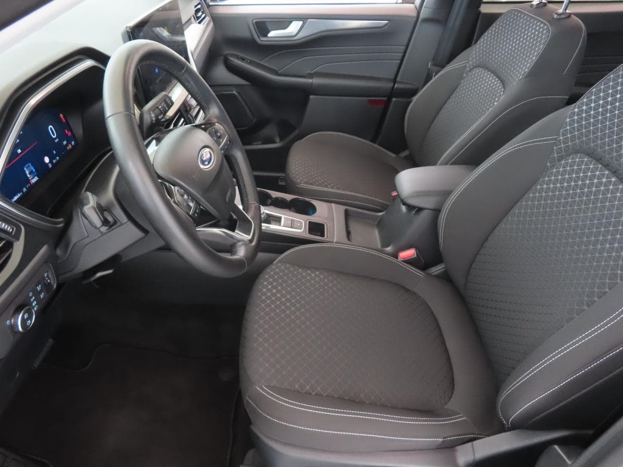 2024 Ford KUGA - 16