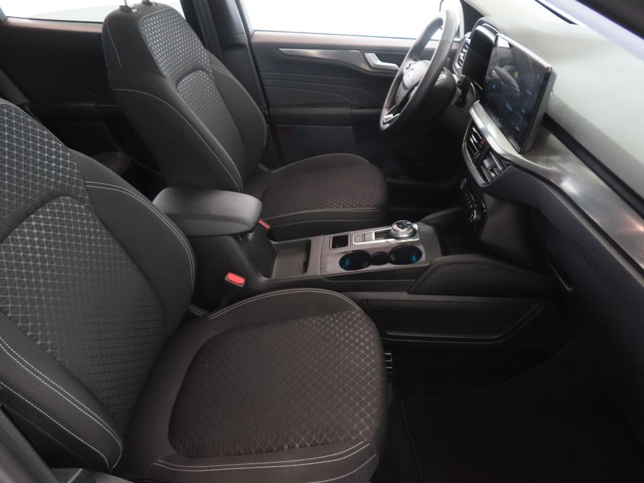 2024 Ford KUGA - 12