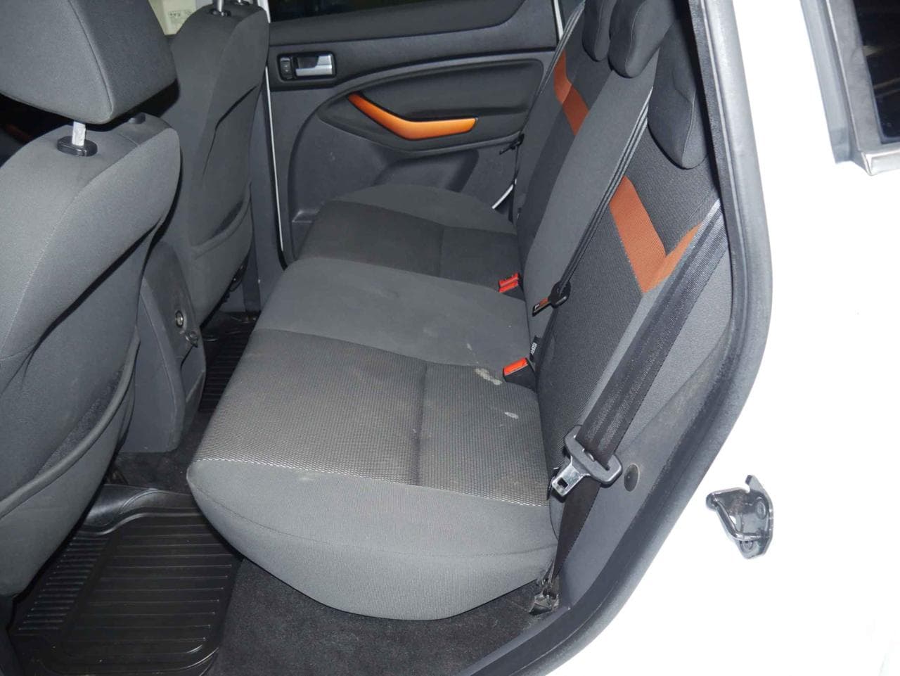 2009 Ford KUGA - 10