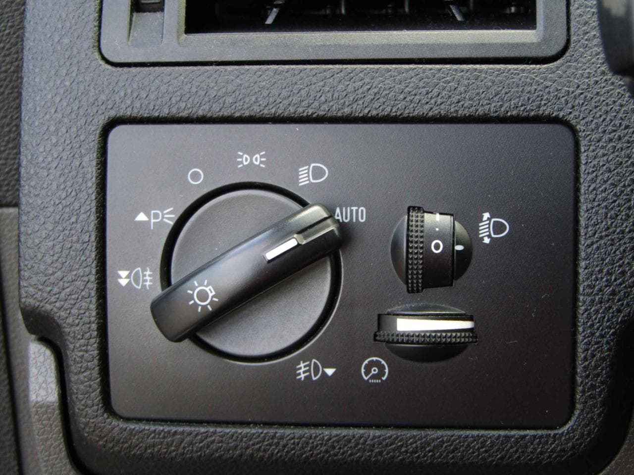 2009 Ford KUGA - 12