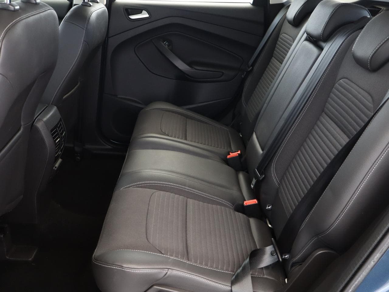 2019 Ford KUGA - 13