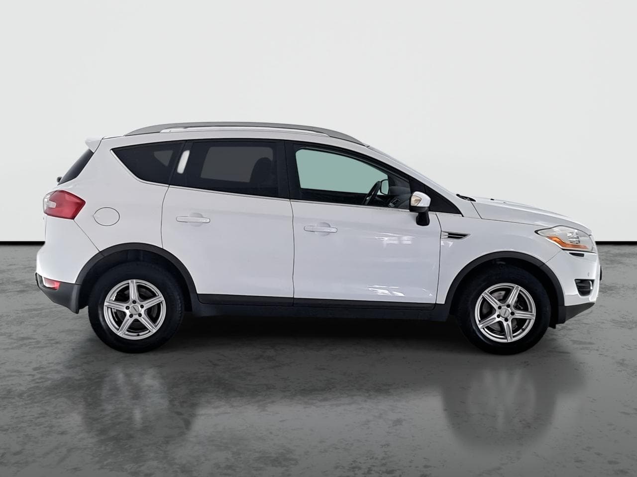2010 Ford KUGA - 8