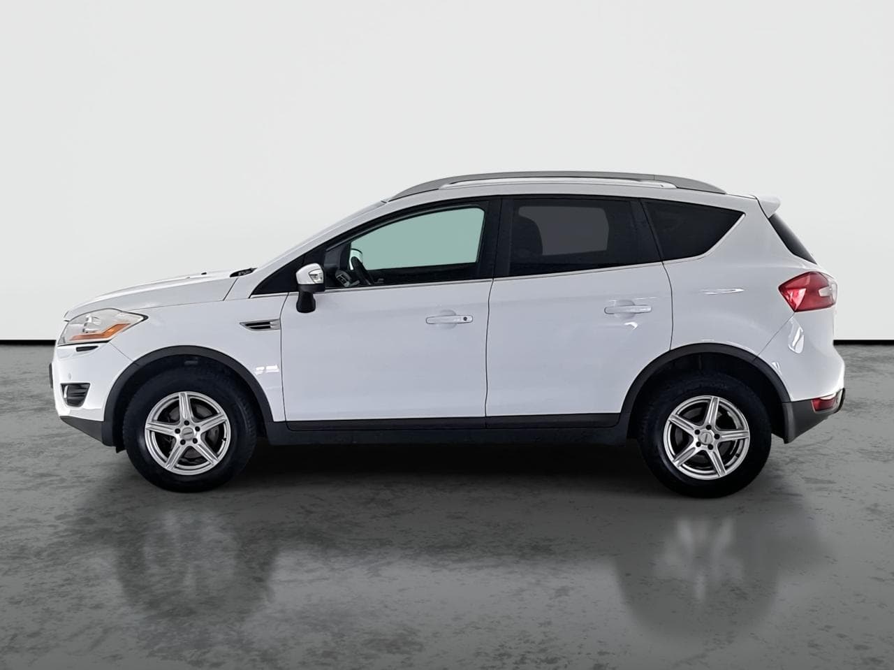 2010 Ford KUGA - 4