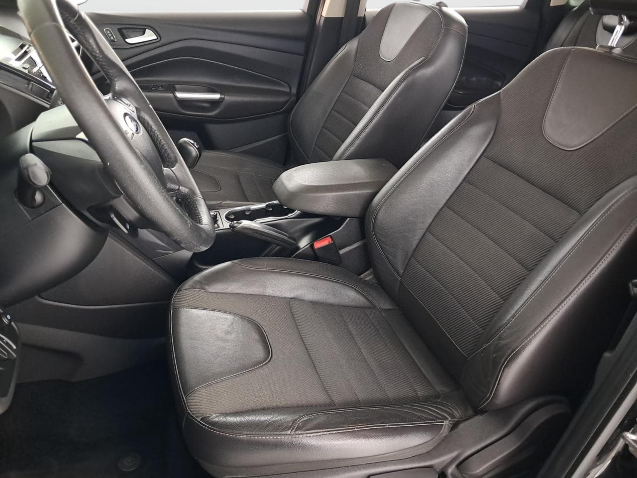 2013 Ford KUGA - 16