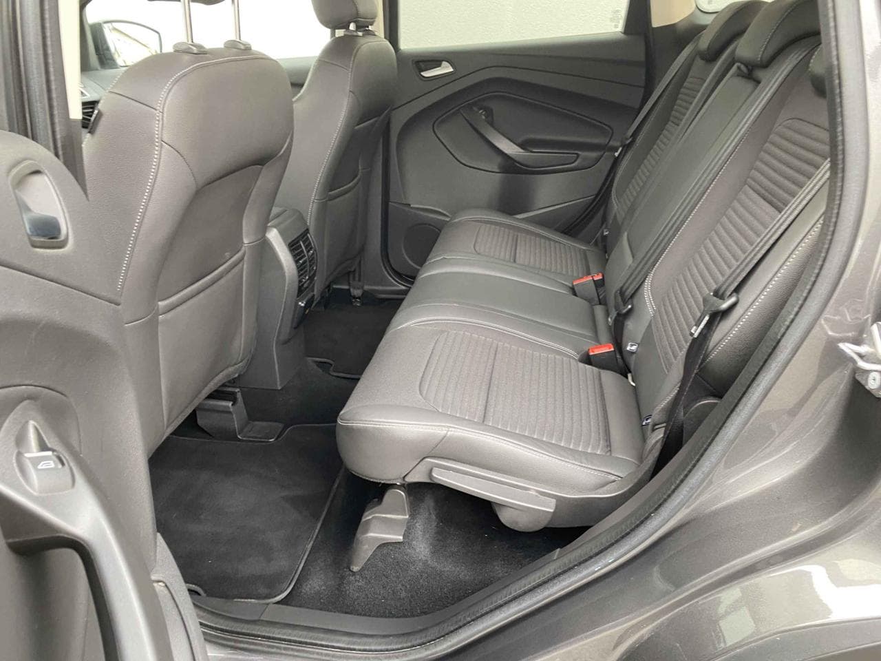 2018 Ford KUGA - 10