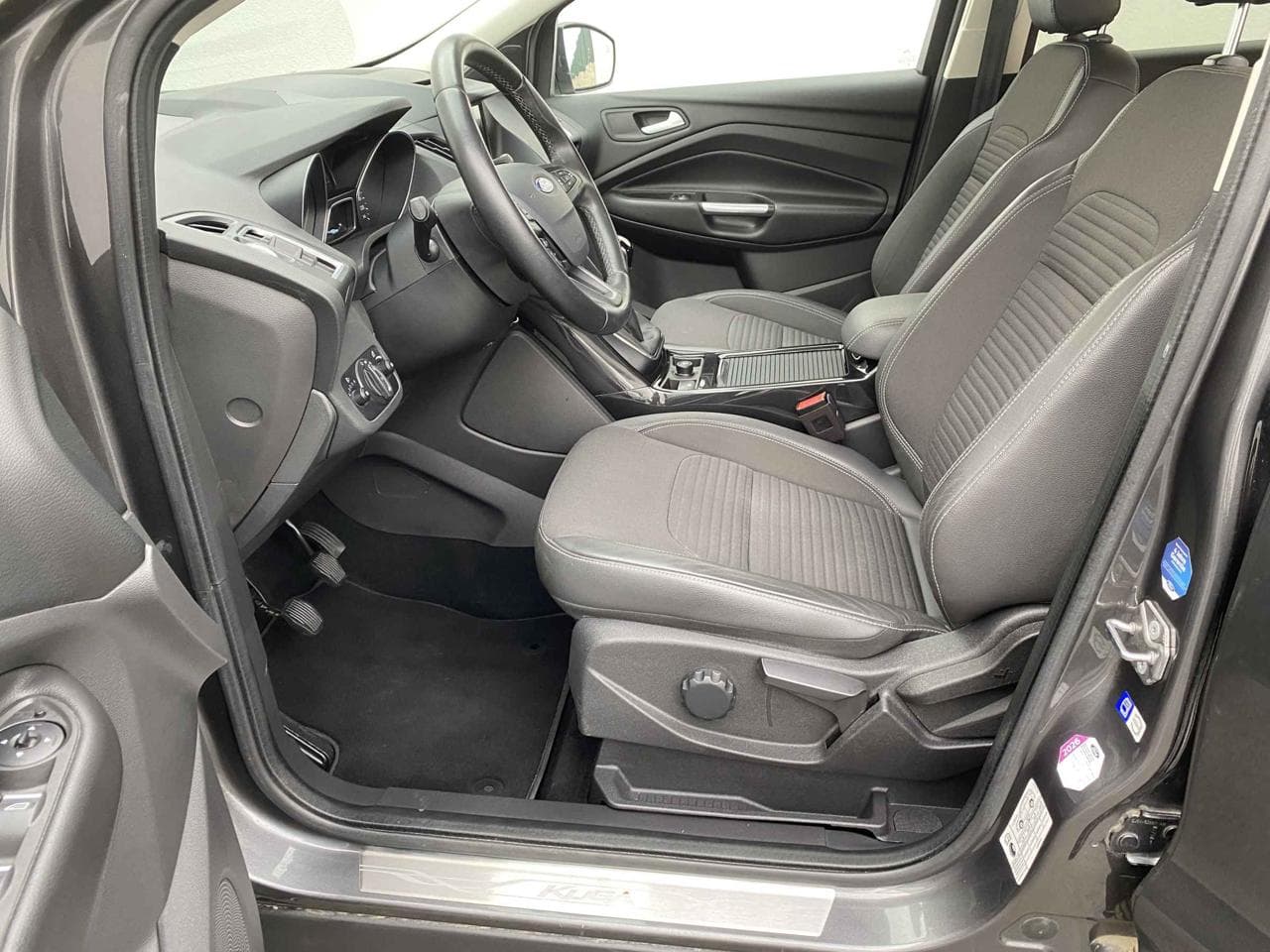 2018 Ford KUGA - 9