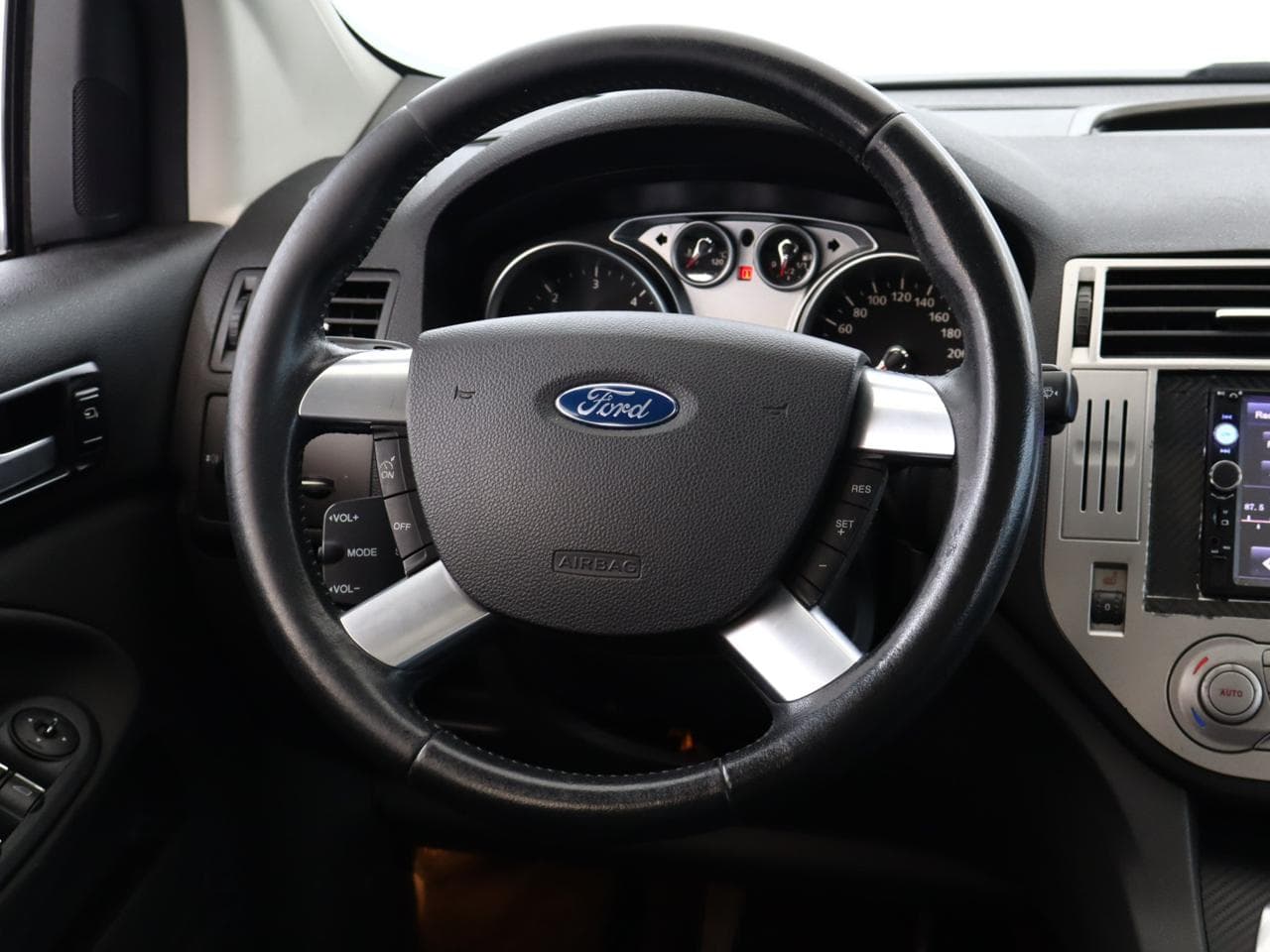 2009 Ford KUGA - 19