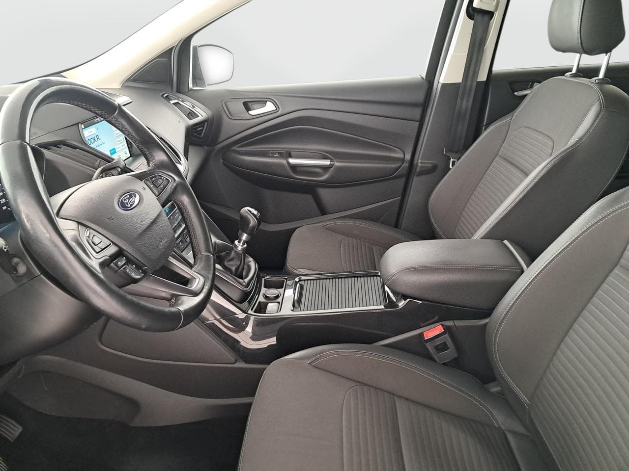 2018 Ford KUGA - 16