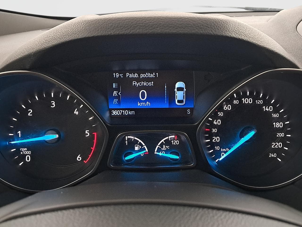 2018 Ford KUGA - 17